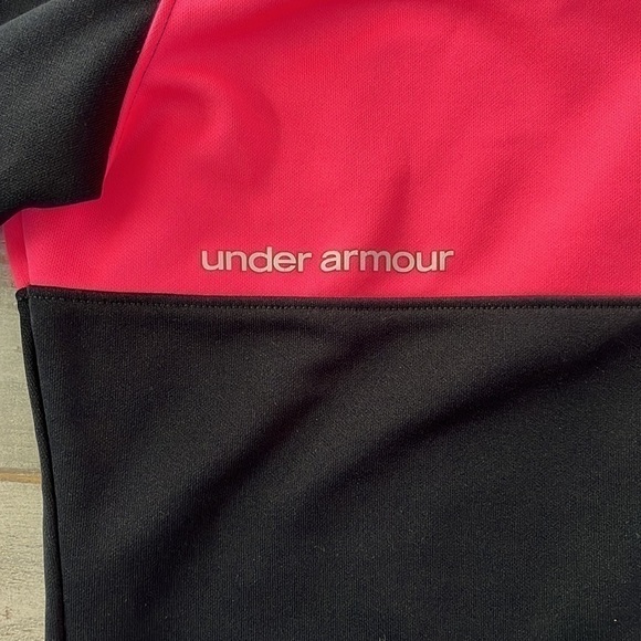 Under Armour Full Zip Activewear - Picture 6 of 8